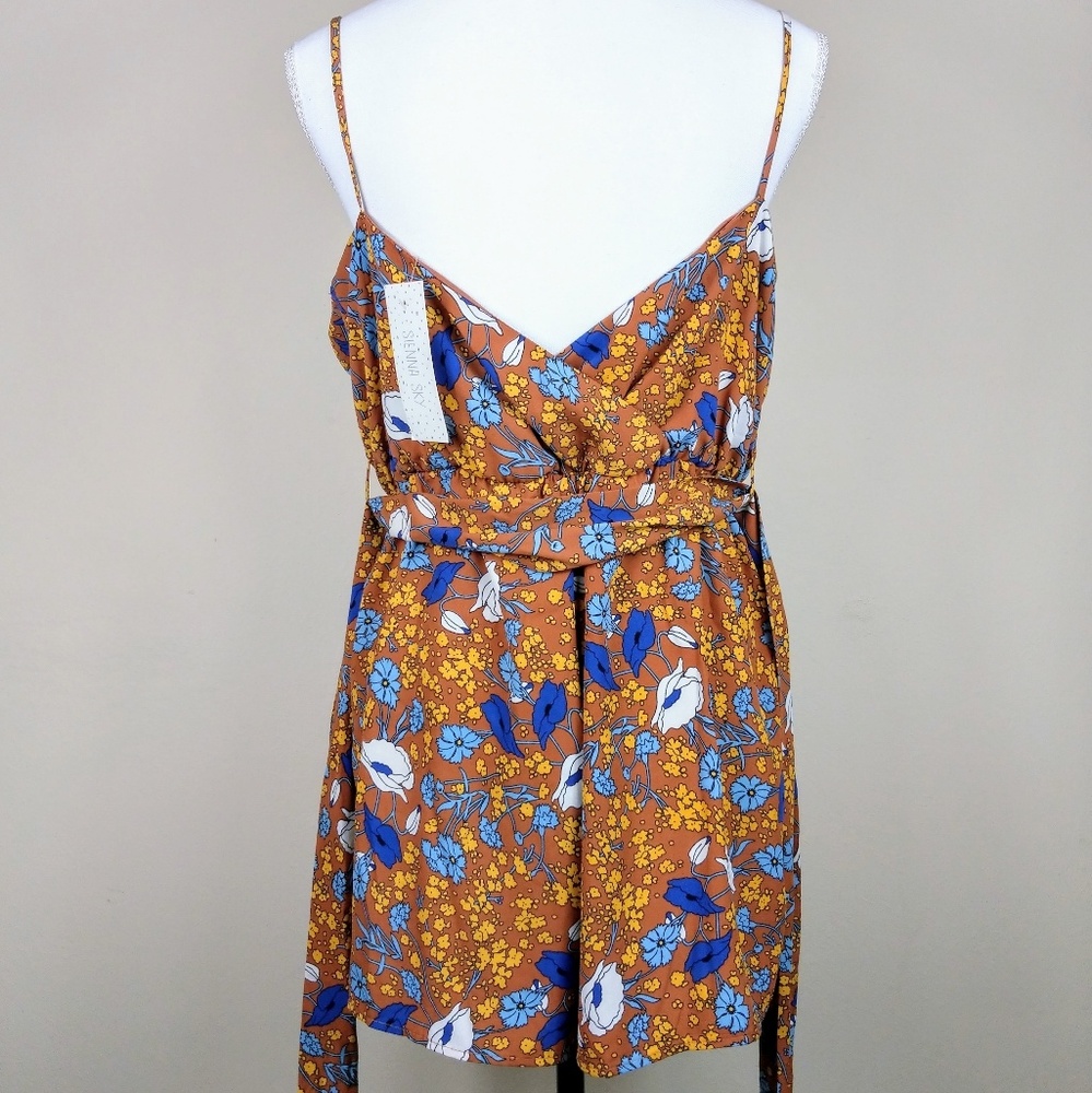 SOLD*NWT Floral Wrap Belt Tie Romper - Picture 3 of 8